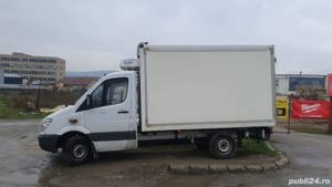 Dezmembrez Mercedes Sprinter 2011  motor euro 5 , 280000 km, volan dr, nu este cubul si motorul - imagine 2