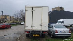 Dezmembrez Mercedes Sprinter 2011  motor euro 5 , 280000 km, volan dr, nu este cubul si motorul - imagine 3