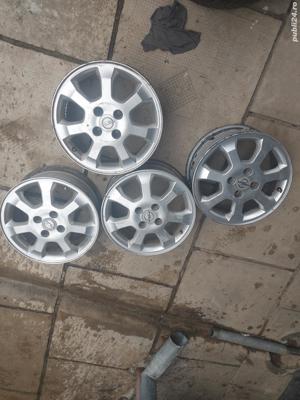 Vând  jante aliaj  15