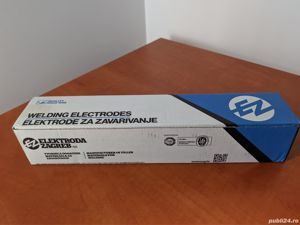 Electrozi sudură bazici (superbaz) 2.5 x 300 mm / 2.5 x 350 mm