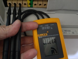 Fluke 9040 Indicator de succesiune faze cu afisaj LCD, CAT III 600 V, CAT IV 300V - imagine 2