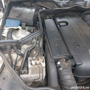 Mercedes-Benz 220D - imagine 6