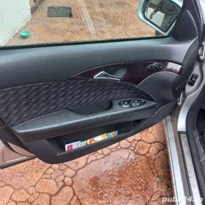 Mercedes-Benz 220D - imagine 8