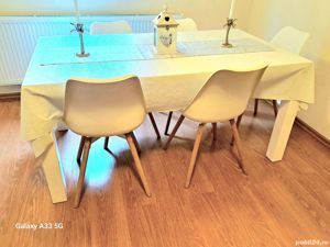 Vand masa cu 6 scaune