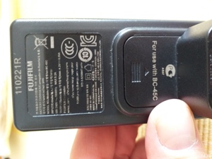 vind incarcator acumulatori camera foto - imagine 4