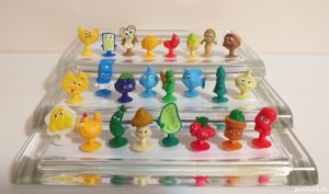 lot jucarii figurine de colectie ventuze popz stikeez lidl frigider 2019