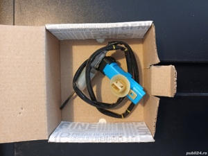 senzor temperatura filtru particule amonte Renault  82 00 688 563 - imagine 2