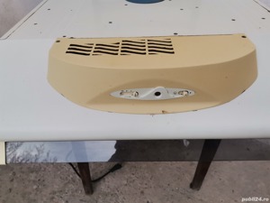 Vând hota doua motoare 