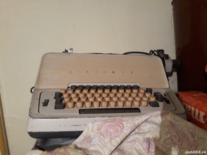 Masina de scris electrica - imagine 5