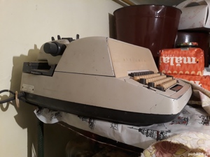 Masina de scris electrica - imagine 4