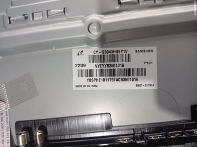 Dezmembrez tv Samsung ue43bu8072u