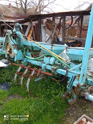 Vând semănătoare  porumb  SPC 6  cu fertilizator , Piatra-Neamț  - imagine 2
