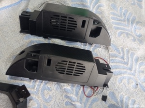 set 2 difuzoare de pe tv Vinchi le-32d11