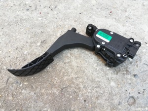 pedala acceleratie vw polo 6R