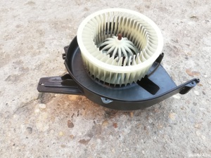 ventilator habitaclu vw polo 6R - imagine 3