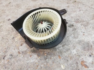 ventilator habitaclu vw polo 6R - imagine 2
