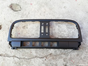 rama grila bord vw polo 6R