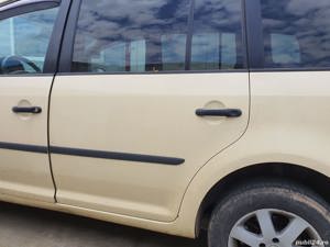 Usa stanga spate VW TOURAN an 2008
