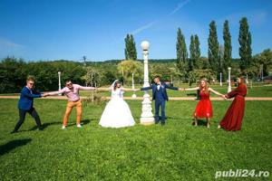 Ne marim echipa. Cautam Colaboratori Foto-Video ori Fotograf ori Cameraman pt Botezuri, Cununii - imagine 3
