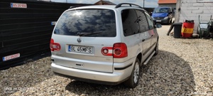 Dezmembrez Volkswagen Sharan  - imagine 7
