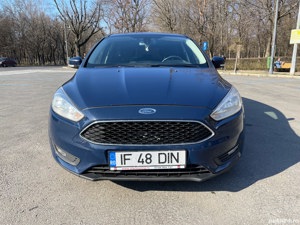 vand ford focus impecabil - imagine 2