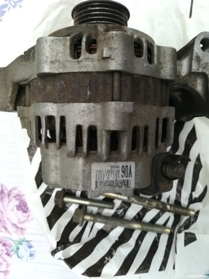 Alternator  Ford fiesta ghia 2002 1,4 Bz in stare foarte buna pret 100 ron  - imagine 2