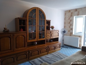 Vand Apartament  2 camere complet mobilat si utilat - imagine 2