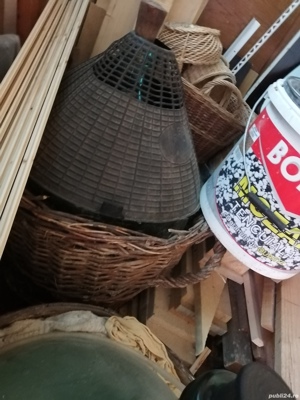 Casa și gradina, vând damigene sticla 50 litri, 2masini de scris.  - imagine 3