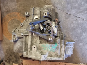 cutie viteza manuala vw passat b7