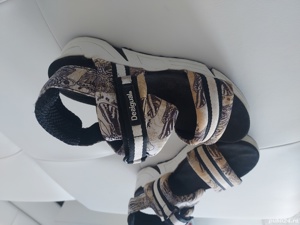 vand sandale dama ,in stare buna,produs de calitate, produs de import. 