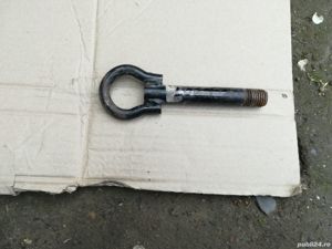 Cui remorcare fata de Logan 2010 - 40 ron