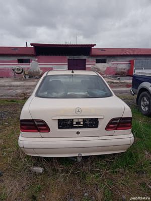 Dezmembrez Mercedes Benz E200 CDI Automatic (W210) 2.2 D (2148 cmc) an 2000 - imagine 9