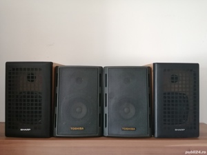 Vand boxe Sharp si Toshiba