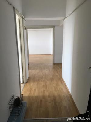 Apartament 4 camere, la 2 minute de Mega Mall, pret 90000  , particular - imagine 4