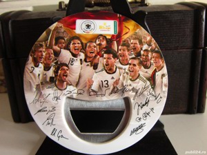 cadou rar FIFA 2014 Campioana Mondiala la Fotbal Germania desfacator sticle