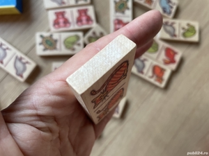 Domino cu animale colorate din lemn