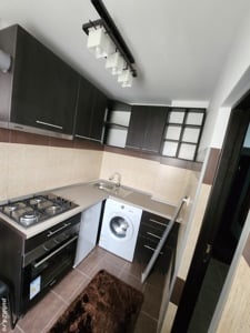 garsoniera de inchiriat - imagine 5