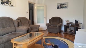 Apartament 3 camere in Deva, zona Pietei Centrale, et. 2 - imagine 1