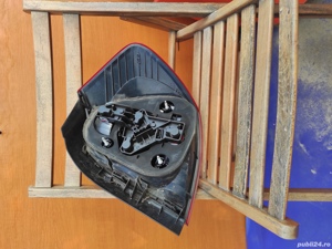 Lampa  fumurie stânga spate BMW seria 1  - imagine 2