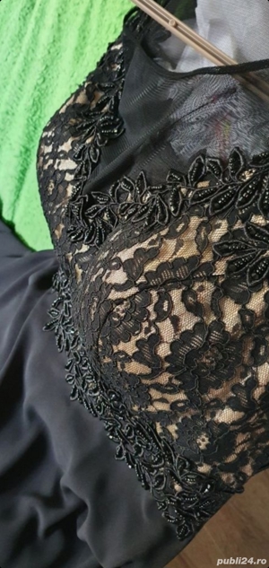 rochie neagra cu dantela 