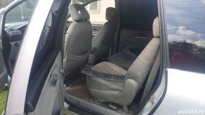 dezmembrez ford galaxy usi capota aripa haion faruri cutie viteze injectoare grila  - imagine 3