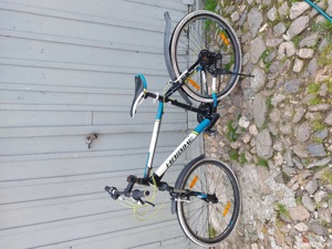 vând bicicleta de barbati 