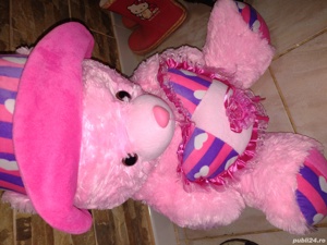 ursuleț de pluș roz cu pălărioară 