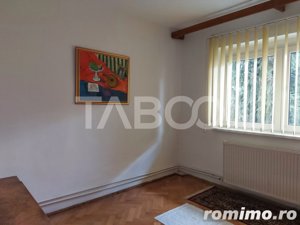 Apartament 3 camere decomandate parter zona Mihai Viteazu Sibiu - imagine 12