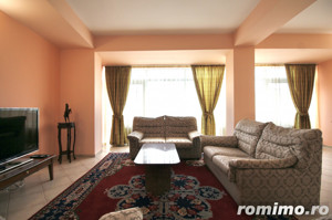 DOROBANTI-TUDOR STEFAN,  ELEGANT, SINGUR PE NIVEL, 123MP, LIVING 42MP! - imagine 13