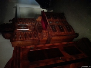 Vind tabernac antic lemn masiv cu furnir de nuc - imagine 2