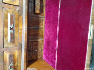 Vind tabernac antic lemn masiv cu furnir de nuc - imagine 3