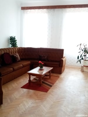 Proprietar Vand Apartament 3 Camere, Central - imagine 6