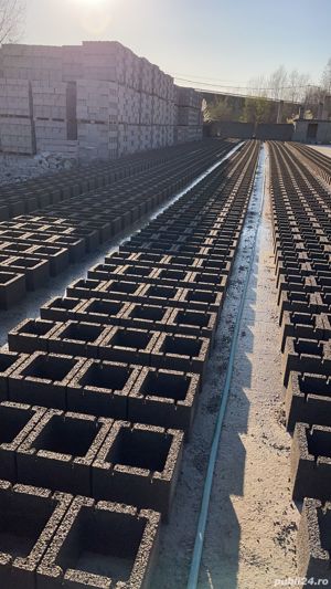 boltari stilp 20x20x20 - imagine 8