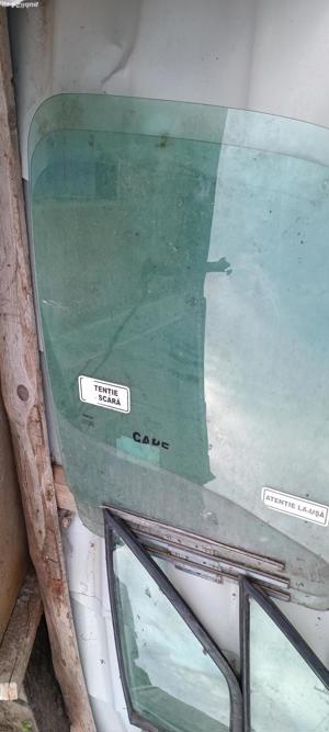 Geam geamuri usa portiera față Iveco Daily  - imagine 3